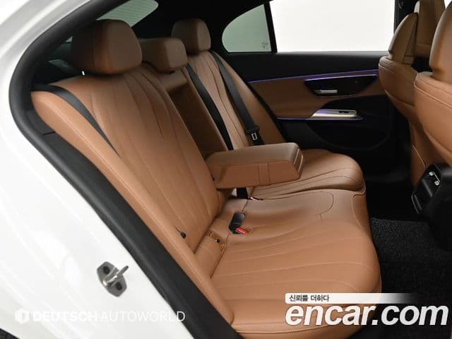 Mercedes-Benz E-класс W214 Avantgarde, 2024 12