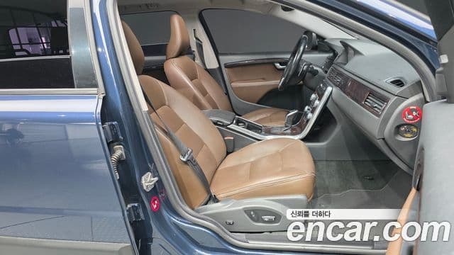 Volvo XC70 3세대, 2015 11