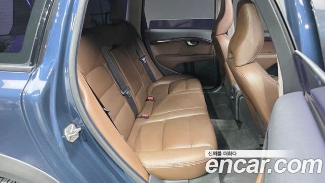 Volvo XC70 3세대, 2015 12