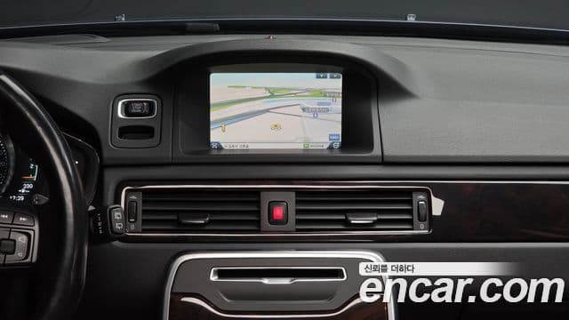 Volvo XC70 3세대, 2015 14