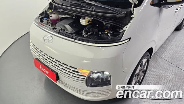 Hyundai Staria Modern, 2023 6