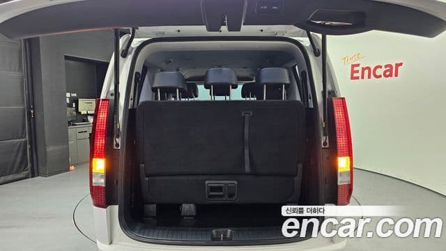 Hyundai Staria Modern, 2023 20