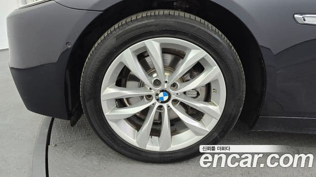 BMW 5시리즈 (F10) 520d xDrive M Aero Dynamic, 2016 все фото