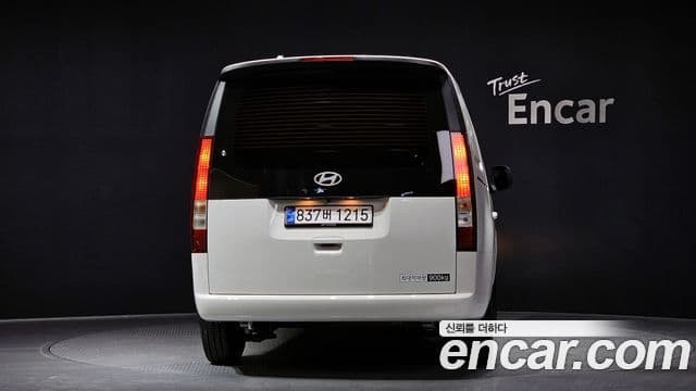 Hyundai Staria Smart, 2025 4