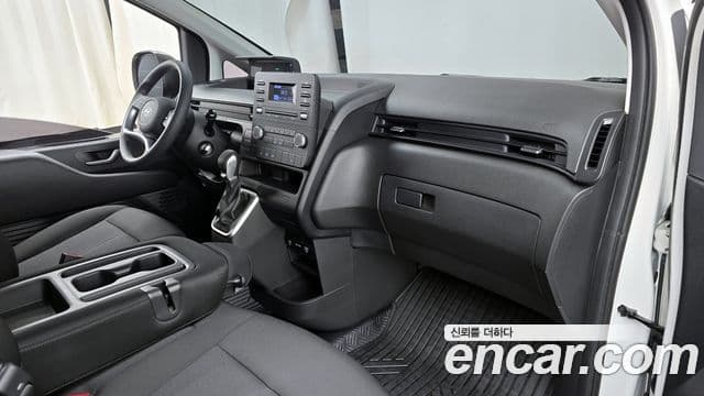 Hyundai Staria Smart, 2025 7