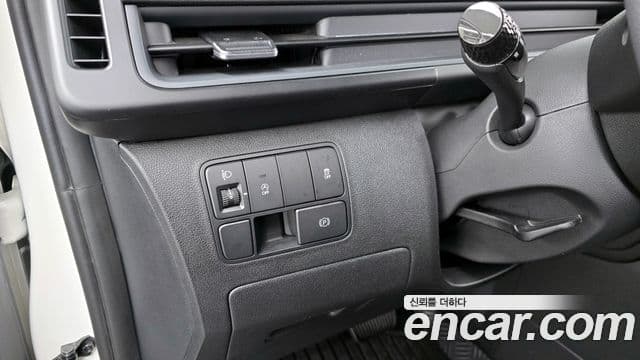 Hyundai Staria Smart, 2025 17