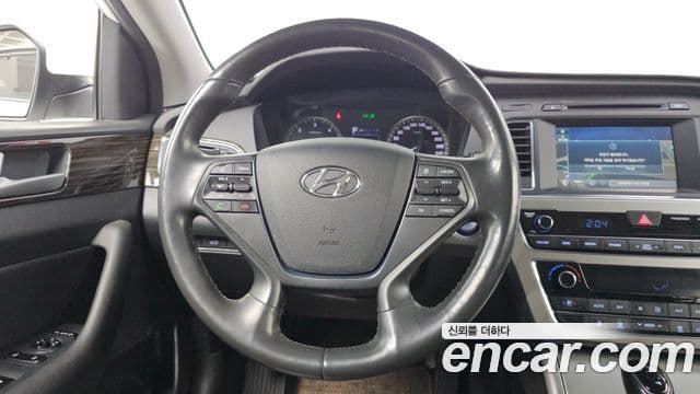 Hyundai LF Sonata 1.7 дизель Smart, 2016 11