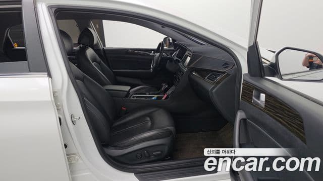 Hyundai LF Sonata 1.7 дизель Smart, 2016 17