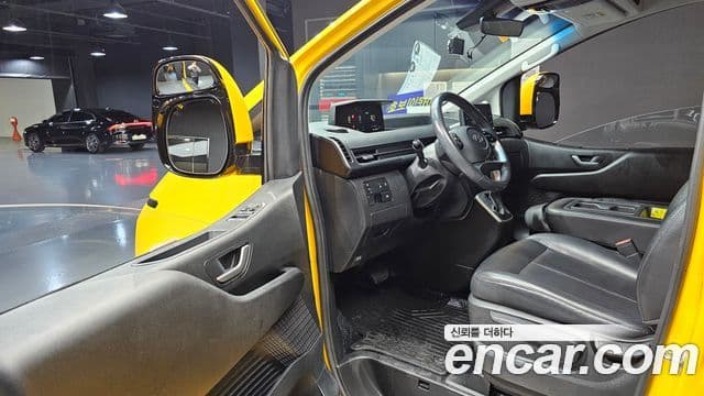 Hyundai Staria 11인승, 2022 11