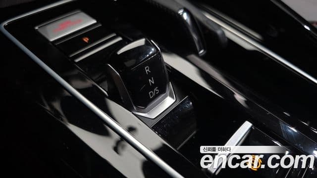 Volkswagen Гольф 8세대 2.0 GTI, 2023 9