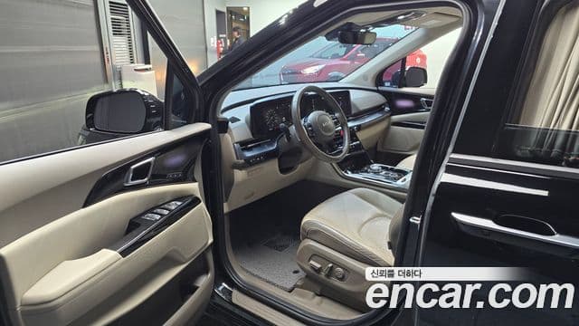 Kia Carnival 4세대 Signature, 2022 10