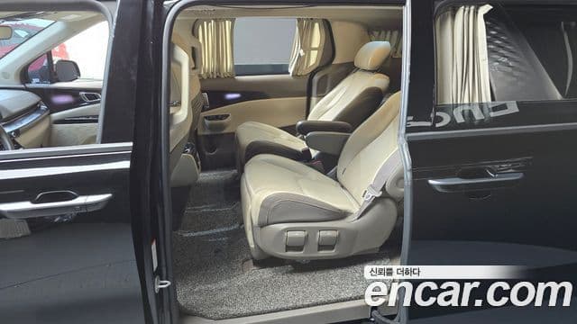 Kia Carnival 4세대 Signature, 2022 11