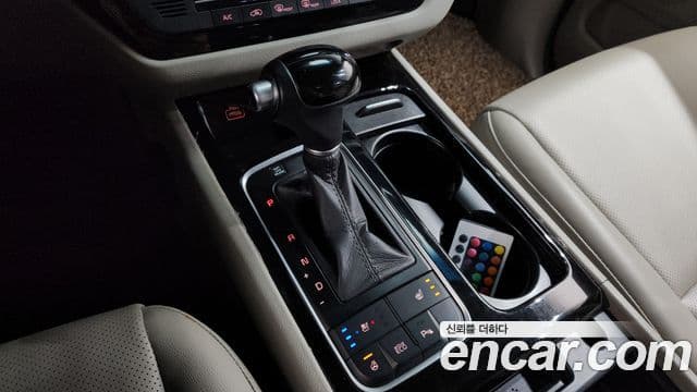 Kia All New Carnival Prestige, 2015 9