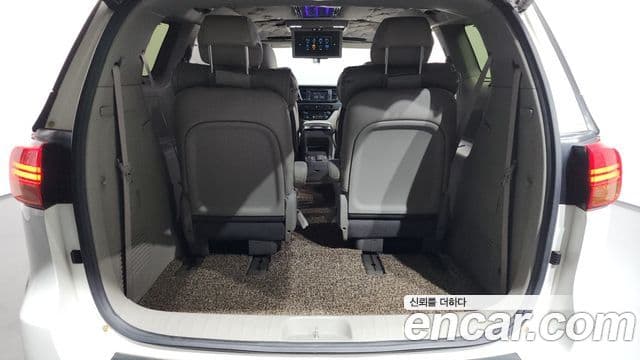 Kia All New Carnival Prestige, 2015 20