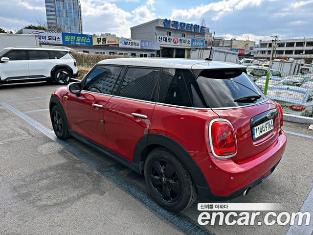 Mini Cooper 3세대, 2016 3