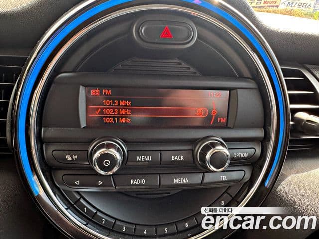 Mini Cooper 3세대, 2016 15