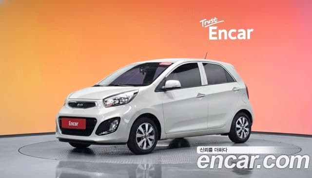 Kia All New Morning Deluxe Trendy, 2014 1