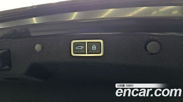 Hyundai Grandeur (GN7) Calligraphy, 2025 20