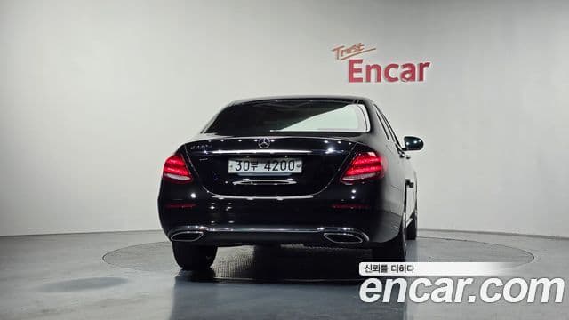Mercedes-Benz E-класс W213 Avantgarde, 2019 4
