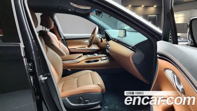 Genesis GV70, 2023 10