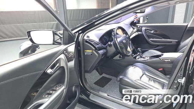 Hyundai Grandeur HG Executive, 2012 10