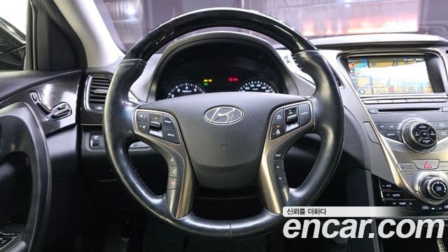Hyundai Grandeur HG Executive, 2012 13
