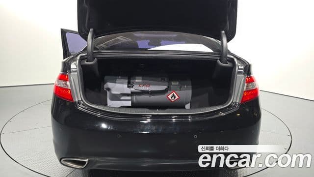 Hyundai Grandeur HG Executive, 2012 20