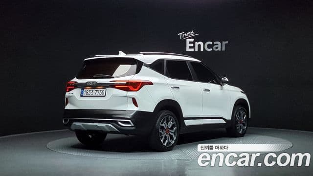 Kia Seltos Signature, 2022 2