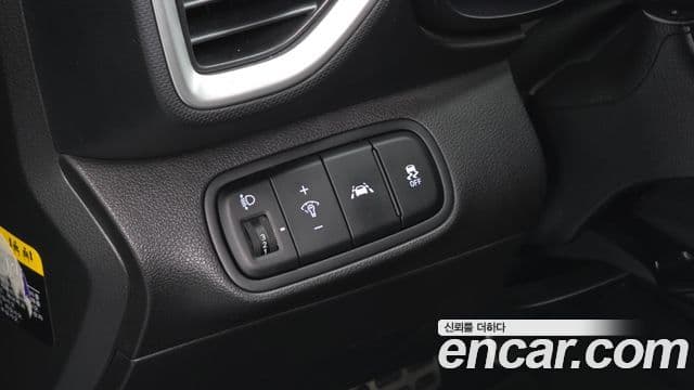 Hyundai Venue Modern, 2020 16