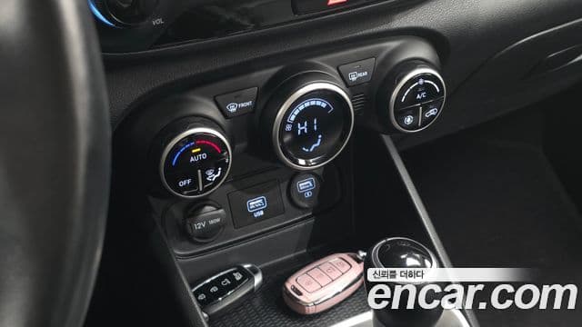 Hyundai Venue Modern, 2020 18