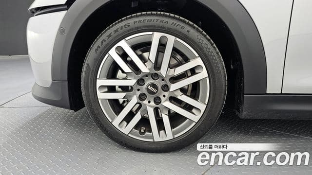 Mini Cooper C 4세대 Classic, 2025 все фото