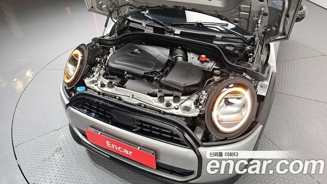 Mini Cooper C 4세대 Classic, 2025 6