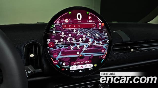 Mini Cooper C 4세대 Classic, 2025 14