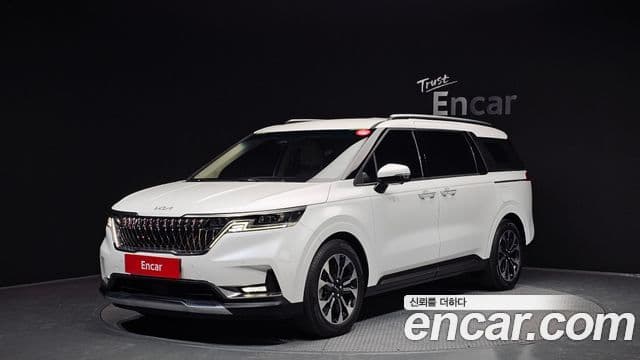 Kia Carnival 4세대 Signature, 2022 1