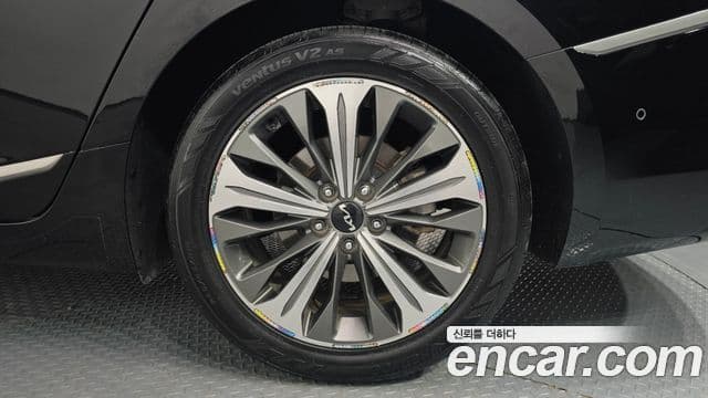 Kia K8 гибрид Noblesse, 2023 все фото