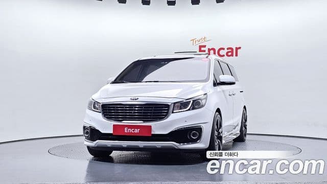 Kia All New Carnival Noblesse, 2016 3