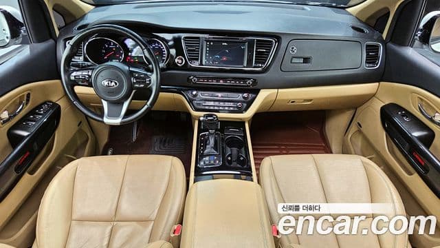 Kia All New Carnival Noblesse, 2016 7
