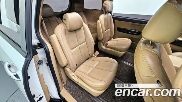 Kia All New Carnival Noblesse, 2016 12