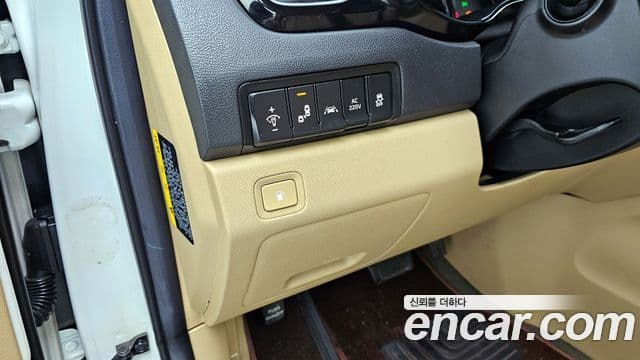 Kia All New Carnival Noblesse, 2016 14