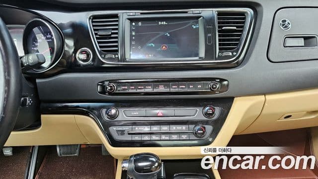 Kia All New Carnival Noblesse, 2016 16