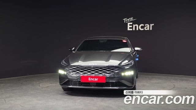 Kia K8 гибрид Signature, 2023 3