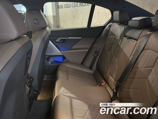 BMW 5시리즈 (G60), 2025 10