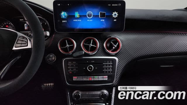 Mercedes-Benz A-класс W176 AMG Line, 2018 16