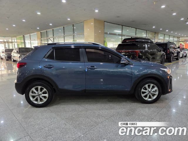 Kia Stonic Deluxe, 2018 все фото