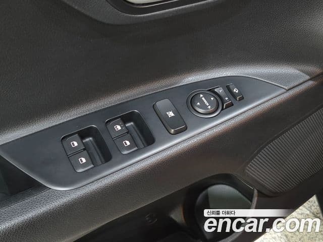 Kia Stonic Deluxe, 2018 14