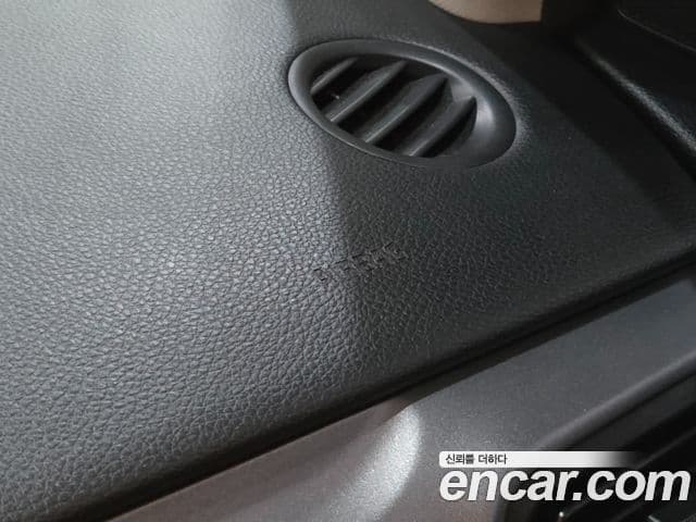 Kia Stonic Deluxe, 2018 15