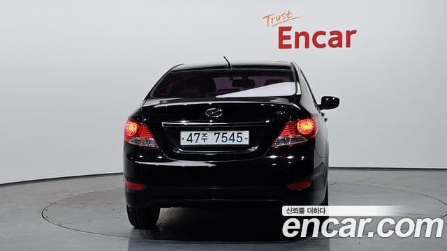 Hyundai Accent(новый кузов / новое поколение) 1.6 GDI top, 2012 4