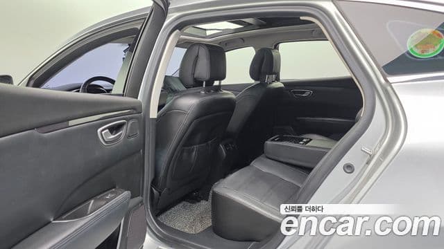 Renault Korea(Samsung) SM6 2.0 GDe LE, 2016 17