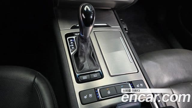 Hyundai Genesis DH Modern, 2016 9