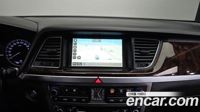 Hyundai Genesis DH Modern, 2016 15